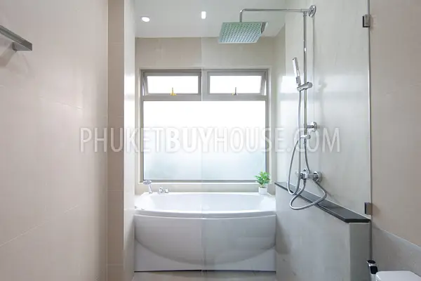 CHA22752: 3-Bedroom Modern Villa Near Beach and Top International Schools in Chalong For Sale. 照片 #16