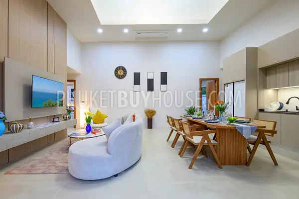 CHA22752: 3-Bedroom Modern Villa Near Beach and Top International Schools in Chalong For Sale. 照片 #13