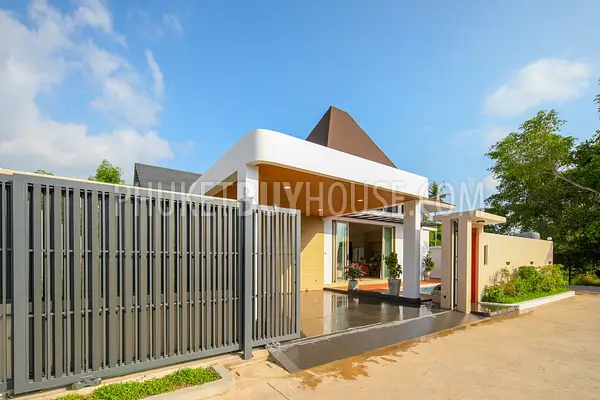 CHA22752: 3-Bedroom Modern Villa Near Beach and Top International Schools in Chalong For Sale. 照片 #21