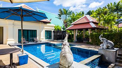NAI22660: Elegant Pool Villa with Bar Lounge & Tropical Ambience in Nai Harn. Photo #41