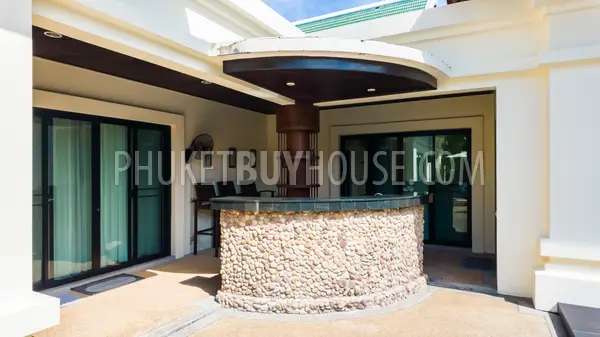 NAI22660: Elegant Pool Villa with Bar Lounge & Tropical Ambience in Nai Harn. Photo #26