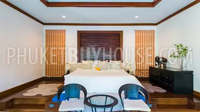 NAI22660: Elegant Pool Villa with Bar Lounge & Tropical Ambience in Nai Harn. Fotoğraf #14