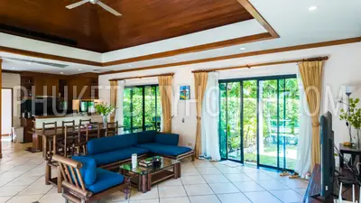 NAI22660: Elegant Pool Villa with Bar Lounge & Tropical Ambience in Nai Harn. Fotoğraf #47
