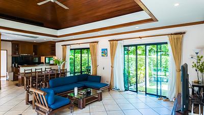 NAI22660: Elegant Pool Villa with Bar Lounge & Tropical Ambience in Nai Harn. Photo #47