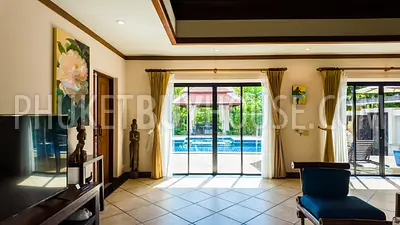 NAI22660: Elegant Pool Villa with Bar Lounge & Tropical Ambience in Nai Harn. Fotoğraf #44