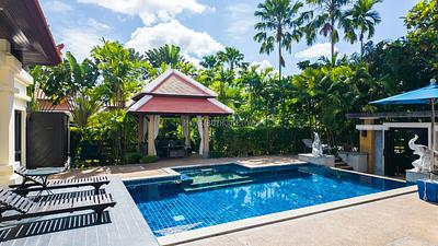 NAI22660: Elegant Pool Villa with Bar Lounge & Tropical Ambience in Nai Harn. Photo #39