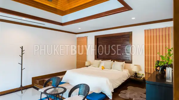 NAI22660: Elegant Pool Villa with Bar Lounge & Tropical Ambience in Nai Harn. Photo #11