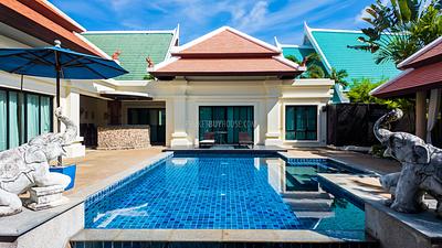 NAI22660: Elegant Pool Villa with Bar Lounge & Tropical Ambience in Nai Harn. Photo #2