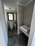 LAG22661: Spacious 4+1 Bedroom Townhouse in a Gated Community – Renovation Almost Complete. Thumbnail #5