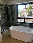 LAG22661: Spacious 4+1 Bedroom Townhouse in a Gated Community – Renovation Almost Complete. Thumbnail #4