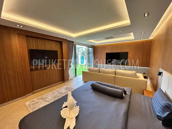 BAN22666: Freshly built Elegant Tropical Villa with Private Pool in Bang Tao Beach. Photo #16