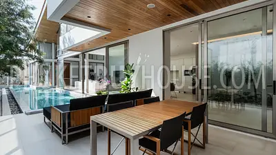 BAN22667: Smart Tropical Villa with Jacuzzi Pool and Rooftop in Prime Bang Tao Area. Fotoğraf #8