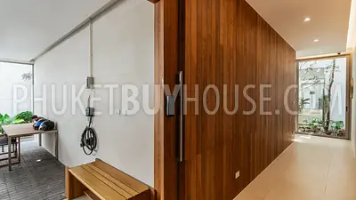 BAN22667: Smart Tropical Villa with Jacuzzi Pool and Rooftop in Prime Bang Tao Area. Fotoğraf #16