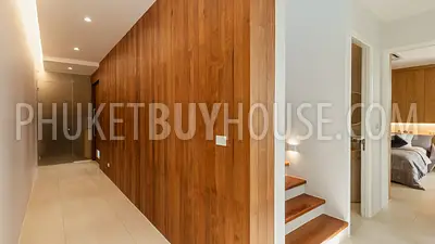 BAN22667: Smart Tropical Villa with Jacuzzi Pool and Rooftop in Prime Bang Tao Area. Fotoğraf #21