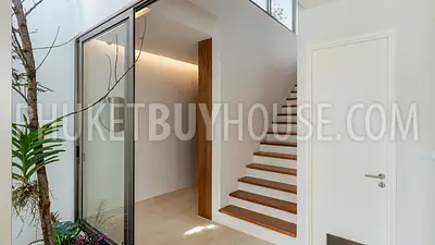 BAN22667: Smart Tropical Villa with Jacuzzi Pool and Rooftop in Prime Bang Tao Area. Fotoğraf #23