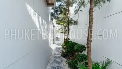 BAN22667: Smart Tropical Villa with Jacuzzi Pool and Rooftop in Prime Bang Tao Area. Fotoğraf #43