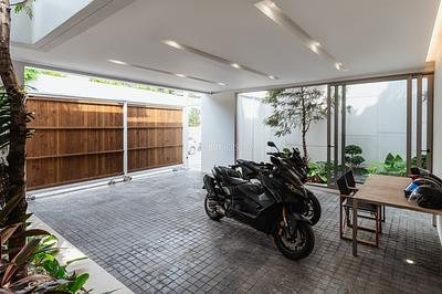 BAN22667: Smart Tropical Villa with Jacuzzi Pool and Rooftop in Prime Bang Tao Area. Photo #49