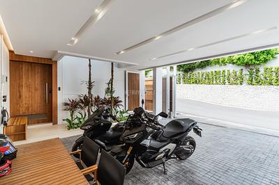 BAN22667: Smart Tropical Villa with Jacuzzi Pool and Rooftop in Prime Bang Tao Area. Photo #51