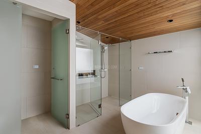 BAN22667: Smart Tropical Villa with Jacuzzi Pool and Rooftop in Prime Bang Tao Area. Photo #29