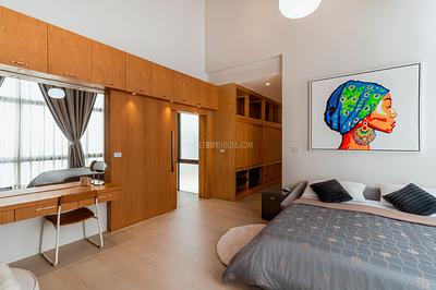 BAN22667: Smart Tropical Villa with Jacuzzi Pool and Rooftop in Prime Bang Tao Area. Photo #33