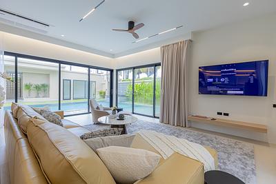 BAN22161: Phuket's Premier 3 Bedroom Pool Villa For Sale In Bangtao. Photo #41
