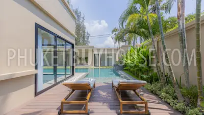 BAN22161: Phuket's Premier 3 Bedroom Pool Villa For Sale In Bangtao. Fotoğraf #11