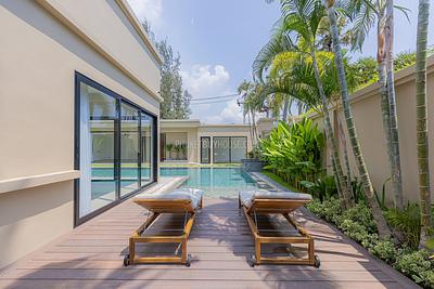BAN22161: Phuket's Premier 3 Bedroom Pool Villa For Sale In Bangtao. Photo #11