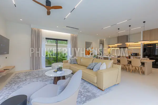 BAN22161: Phuket's Premier 3 Bedroom Pool Villa For Sale In Bangtao. Photo #16