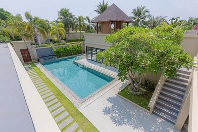 BAN22161: Phuket's Premier 3 Bedroom Pool Villa For Sale In Bangtao. Photo #10
