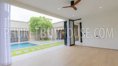 BAN22161: Phuket's Premier 3 Bedroom Pool Villa For Sale In Bangtao. Fotoğraf #58