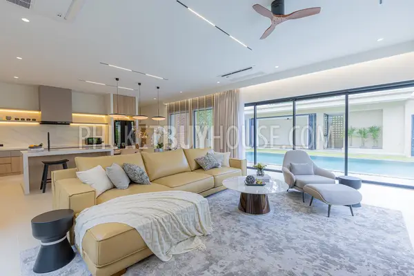 BAN22161: Phuket's Premier 3 Bedroom Pool Villa For Sale In Bangtao. Photo #17