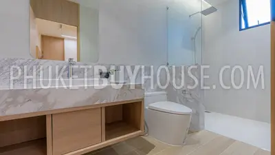 BAN22161: Phuket's Premier 3 Bedroom Pool Villa For Sale In Bangtao. Fotoğraf #57