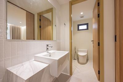 BAN22322: Exclusive Four-Bedroom Pool Villa with Stunning Views within 300m from Bang Tao Beach, Phuket. Photo #43