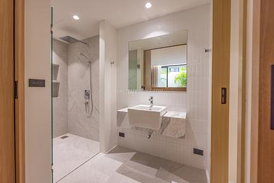 BAN22322: Exclusive Four-Bedroom Pool Villa with Stunning Views within 300m from Bang Tao Beach, Phuket. Photo #44