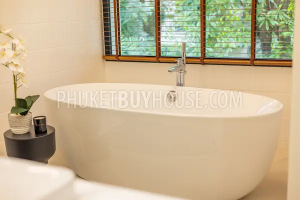 BAN22322: Exclusive Four-Bedroom Pool Villa with Stunning Views within 300m from Bang Tao Beach, Phuket. 照片 #47