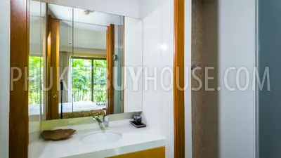 NAT22676: Grand 3-Bedroom Coastal Haven with Private Garden Steps from Nai Thon Beach. 照片 #21
