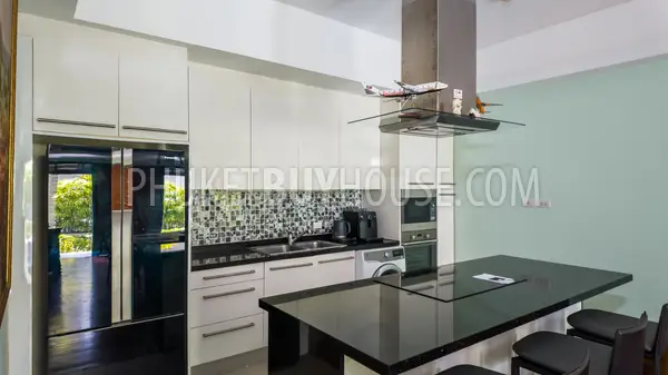 NAT22676: Grand 3-Bedroom Coastal Haven with Private Garden Steps from Nai Thon Beach. 照片 #5