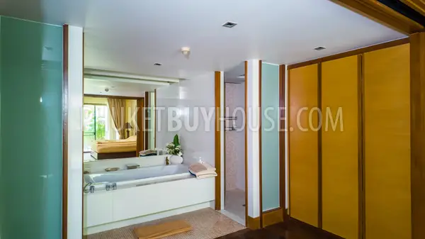 NAT22676: Grand 3-Bedroom Coastal Haven with Private Garden Steps from Nai Thon Beach. 照片 #24
