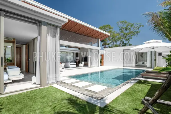 BAN22678: Fully Furnished 3-Bedroom Smart Pool Villa Ready to Move In near Bang Tao Beach. Fotoğraf #1