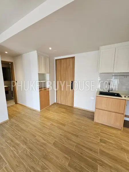 BAN22680: Modern 2-Bedroom Apartment Near Bang Tao Beach with Rooftop Facilities. Photo #12