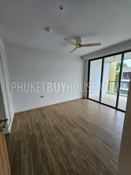 BAN22680: Modern 2-Bedroom Apartment Near Bang Tao Beach with Rooftop Facilities. Photo #14