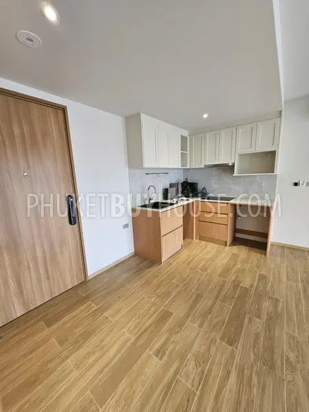 BAN22680: Modern 2-Bedroom Apartment Near Bang Tao Beach with Rooftop Facilities. Photo #17