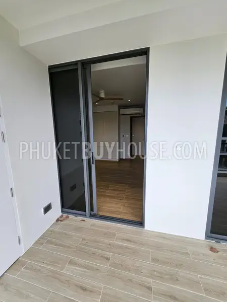 BAN22680: Modern 2-Bedroom Apartment Near Bang Tao Beach with Rooftop Facilities. Photo #21