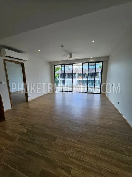 BAN22680: Modern 2-Bedroom Apartment Near Bang Tao Beach with Rooftop Facilities. Photo #22