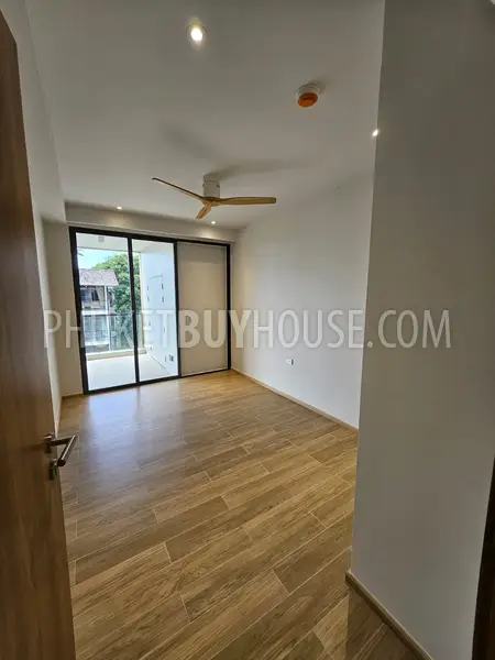BAN22680: Modern 2-Bedroom Apartment Near Bang Tao Beach with Rooftop Facilities. Photo #25