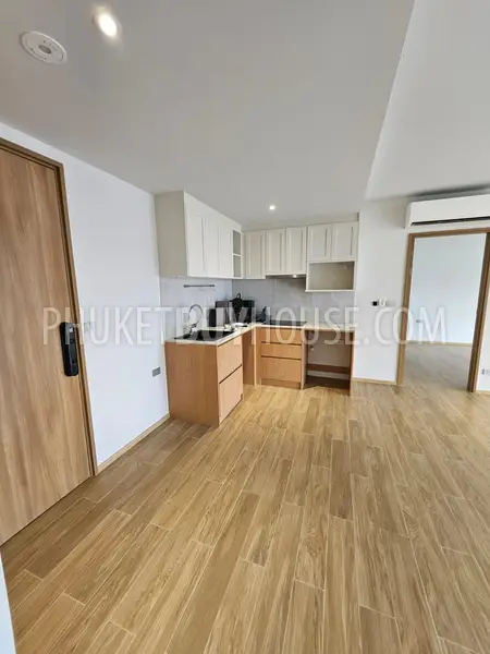 BAN22680: Modern 2-Bedroom Apartment Near Bang Tao Beach with Rooftop Facilities. Photo #31