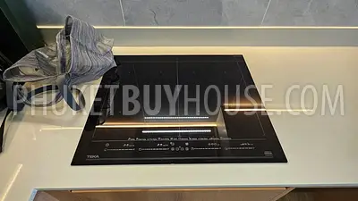 BAN22680: Modern 2-Bedroom Apartment Near Bang Tao Beach with Rooftop Facilities. Photo #41