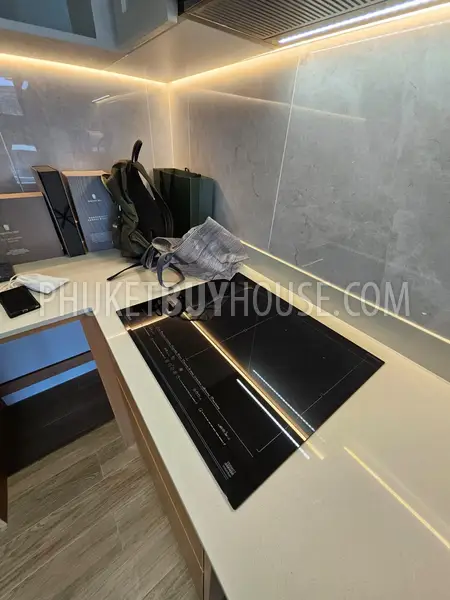 BAN22680: Modern 2-Bedroom Apartment Near Bang Tao Beach with Rooftop Facilities. Photo #42