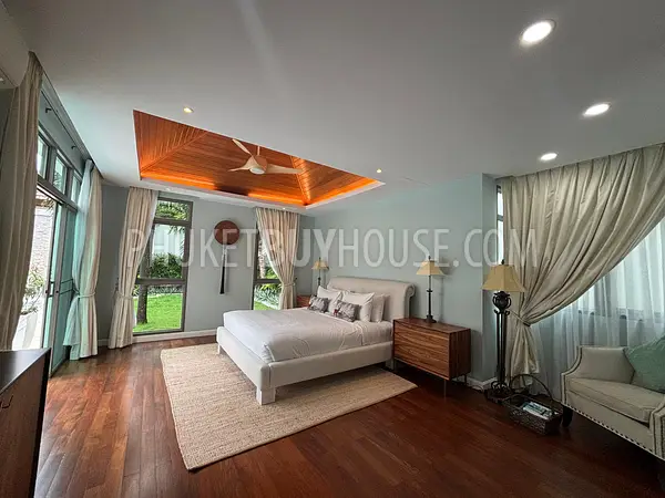 RAW22682: 3-Bedroom Villa with Private Pool and Sauna in Rawai for Sale. Photo #15
