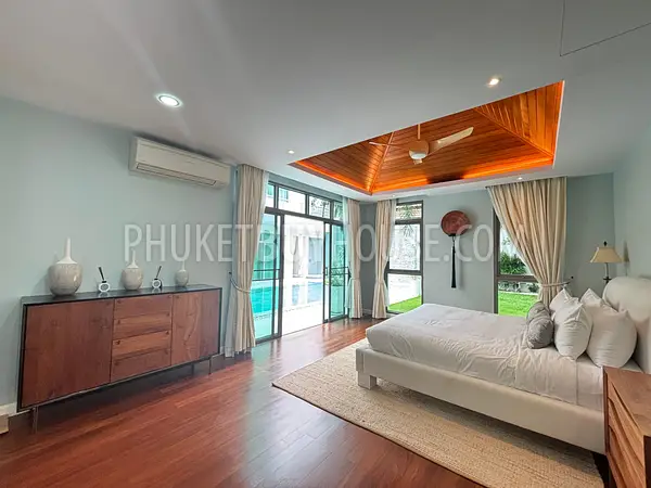 RAW22682: 3-Bedroom Villa with Private Pool and Sauna in Rawai for Sale. Photo #13